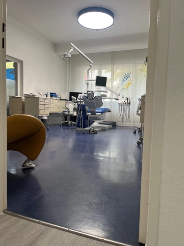 Behandlungszimmer 1