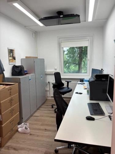 Jan-Petersen_Büro_01.jpg