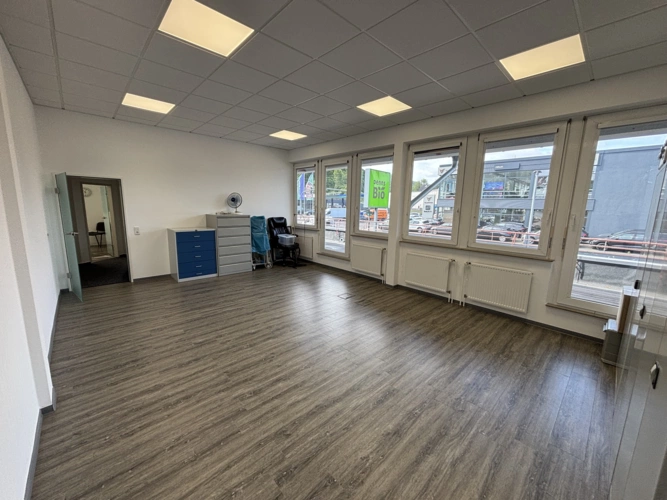 Freifläche für z. B. weitere Behandlungszimmer